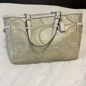 Vintage Coach Pierced C Gallery tote bag in metallic gold and white leather